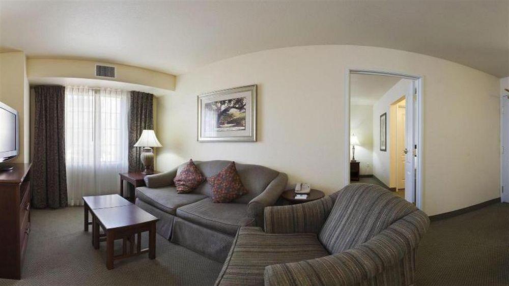 Staybridge Suites Sacramento Airport Natomas, An Ihg Hotel エクステリア 写真